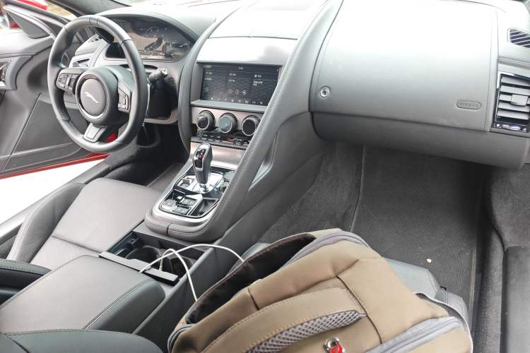 Used Jaguar F-TYPE 2024 P300 75th Anniversary Limited-Edition Hardtop Version Center Console