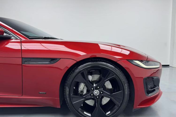 Used Jaguar F-TYPE 2024 P300 75th Anniversary Limited-Edition Hardtop Version Exterior 3
