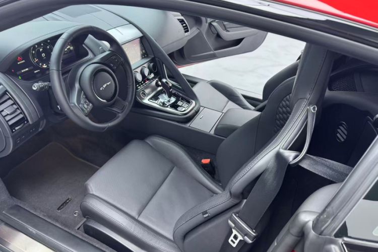 Used Jaguar F-TYPE 2024 P300 75th Anniversary Limited-Edition Hardtop Version Interior 2