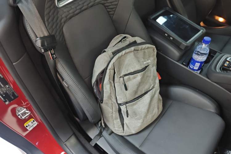 Used Jaguar F-TYPE 2024 P300 75th Anniversary Limited-Edition Hardtop Version Right Front Seat
