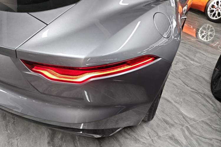 Used Jaguar F-TYPE 2024 P300 75th Anniversary Limited-Edition Hardtop Version Right Rear Taillight