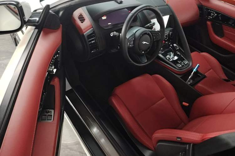 Used Jaguar F-TYPE 2024 P300 75th Anniversary Collector's Convertible Edition Driver Seat