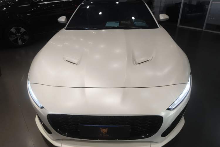 Used Jaguar F-TYPE 2024 P300 75th Anniversary Limited-Edition Hardtop Version Front