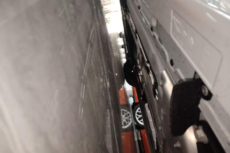 Used Jaguar F-TYPE 2024 P300 75th Anniversary Collector's Convertible Edition Left Side Sill