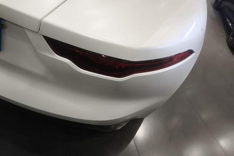 Used Jaguar F-TYPE 2024 P300 75th Anniversary Limited-Edition Hardtop Version Right Rear Taillight