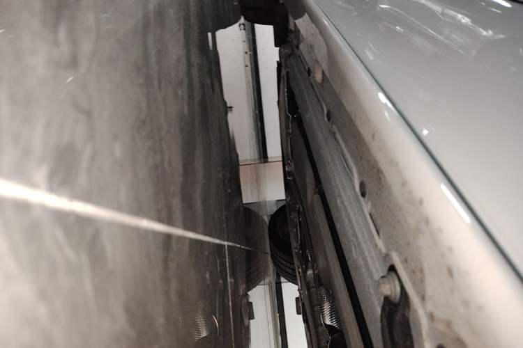 Used Jaguar F-TYPE 2024 P300 75th Anniversary Collector's Convertible Edition Right Side Sill