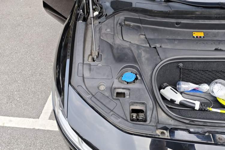 Used Jaguar I-PACE 2018 EV400 SE Engine Bay Right