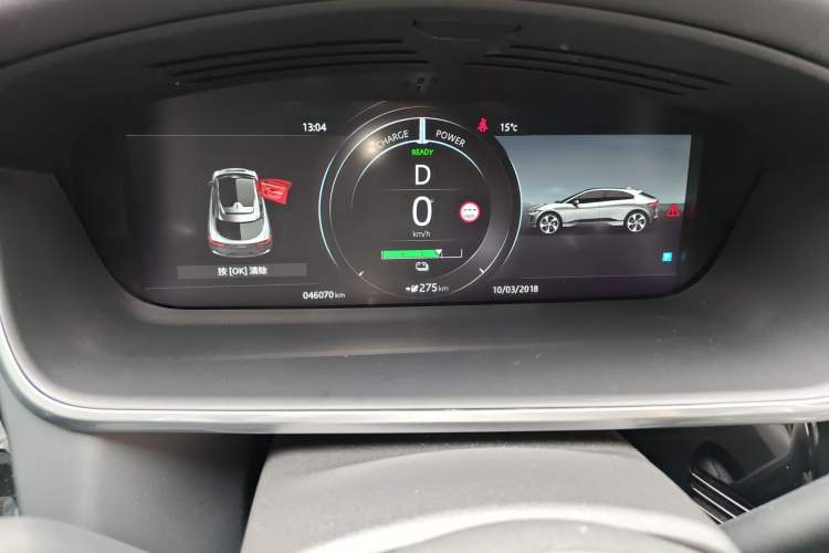 Used Jaguar I-PACE 2018 EV400 SE Odometer Close Up