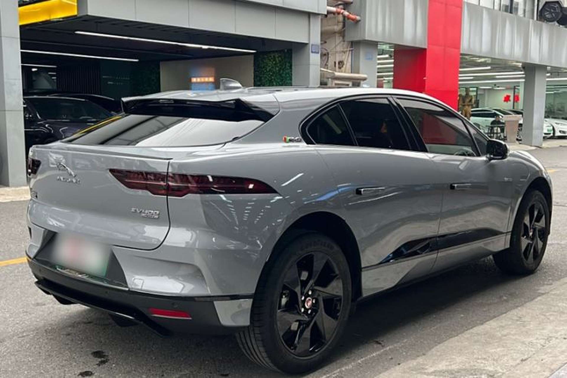 Used Jaguar I-PACE 2018 EV400 SE Exterior 6