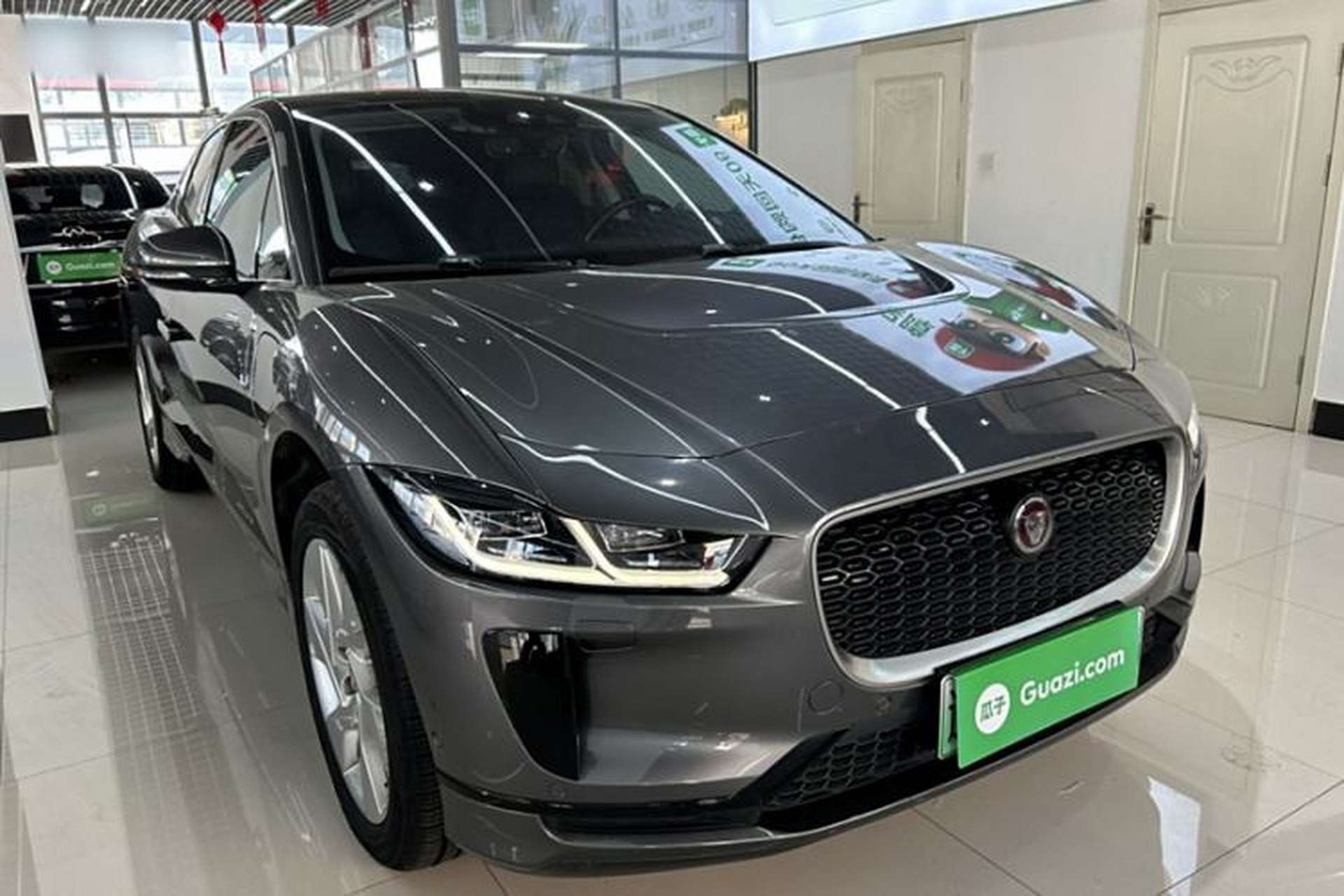 Used Jaguar I-PACE 2018 EV400 SE Exterior 6