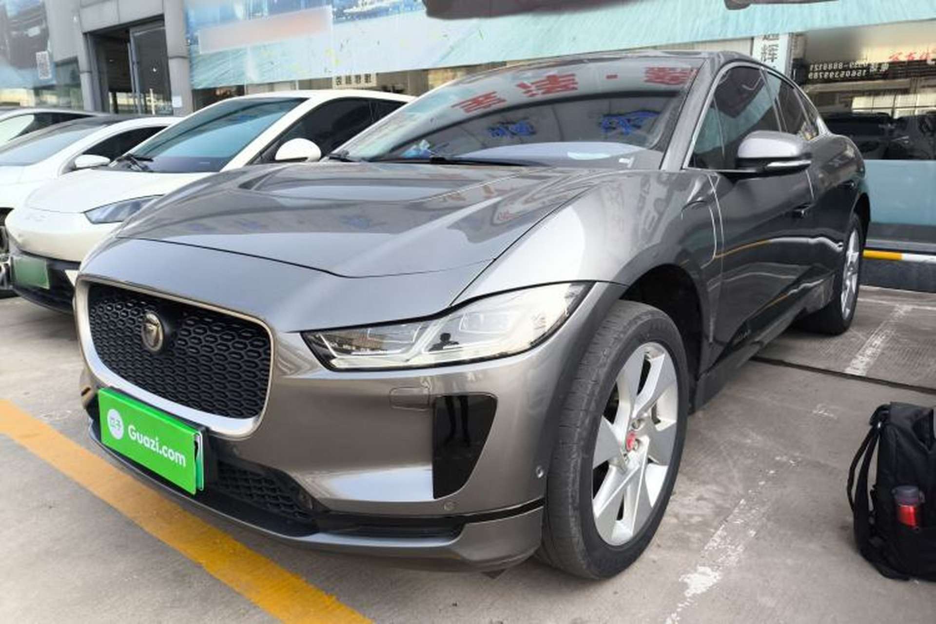 Used Jaguar I-PACE 2018 EV400 SE Front Left 45 Deg