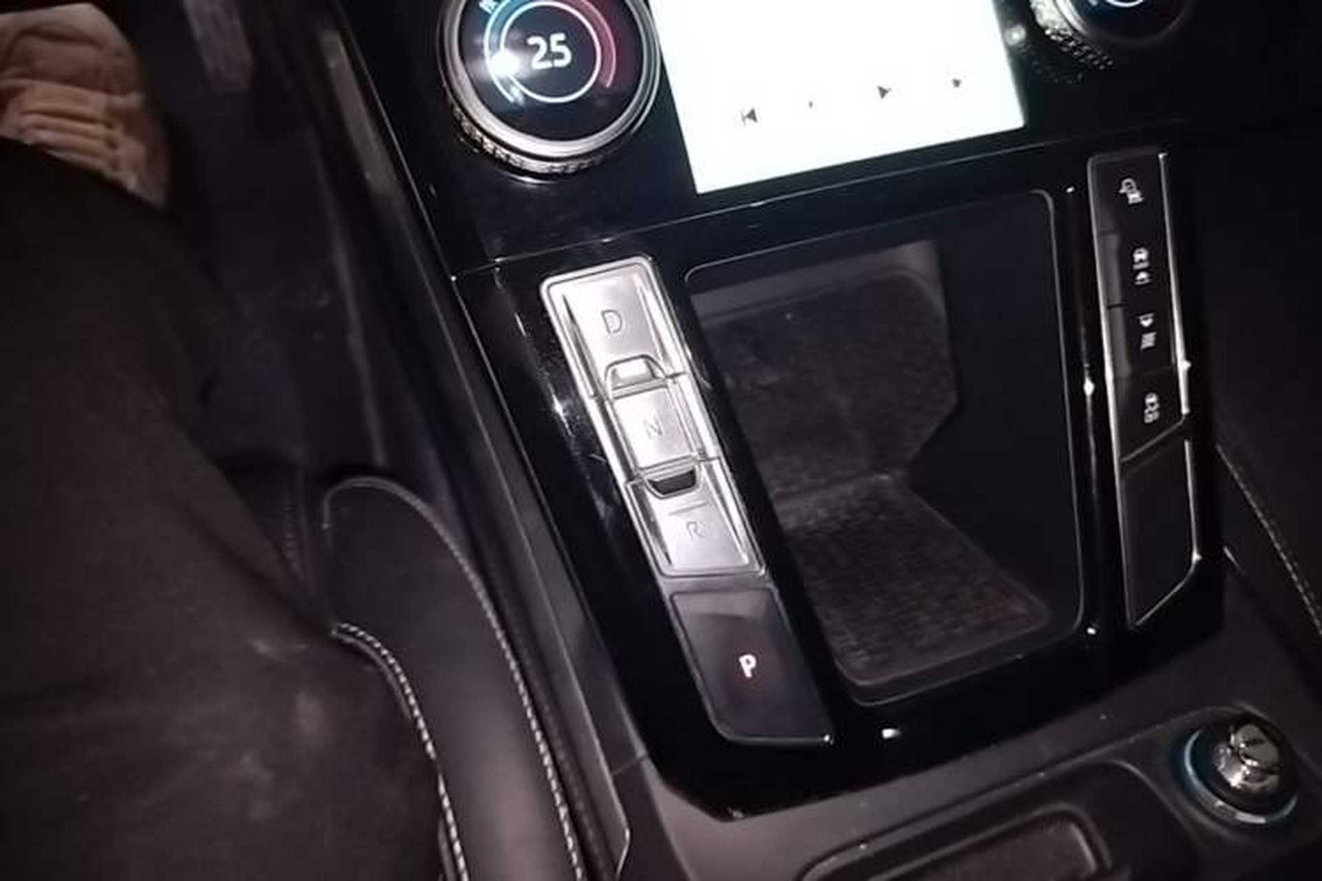 Used Jaguar I-PACE 2018 EV400 HSE Gear Lever