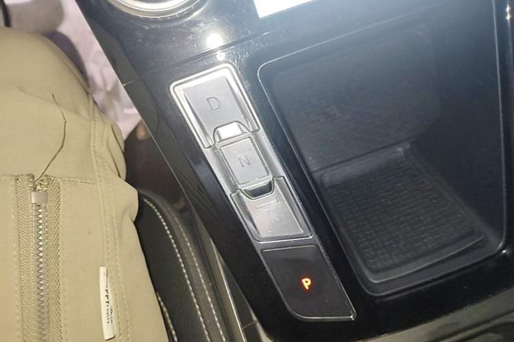Used Jaguar I-PACE 2018 EV400 S Gear Lever