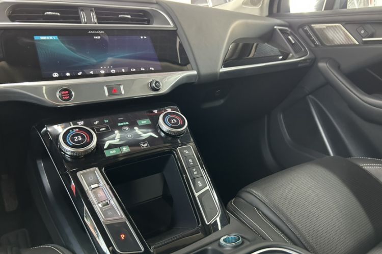 Used Jaguar I-PACE 2018 EV400 SE Interior 10