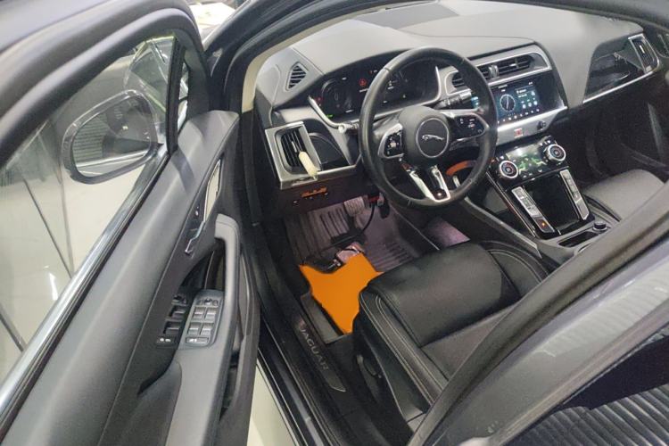 Used Jaguar I-PACE 2018 EV400 S Interior 3