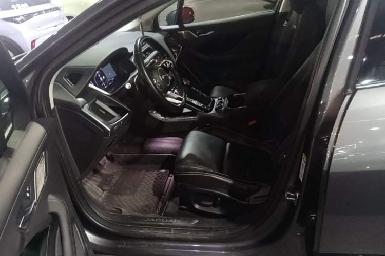 Used Jaguar I-PACE 2018 EV400 SE Left Front Seat