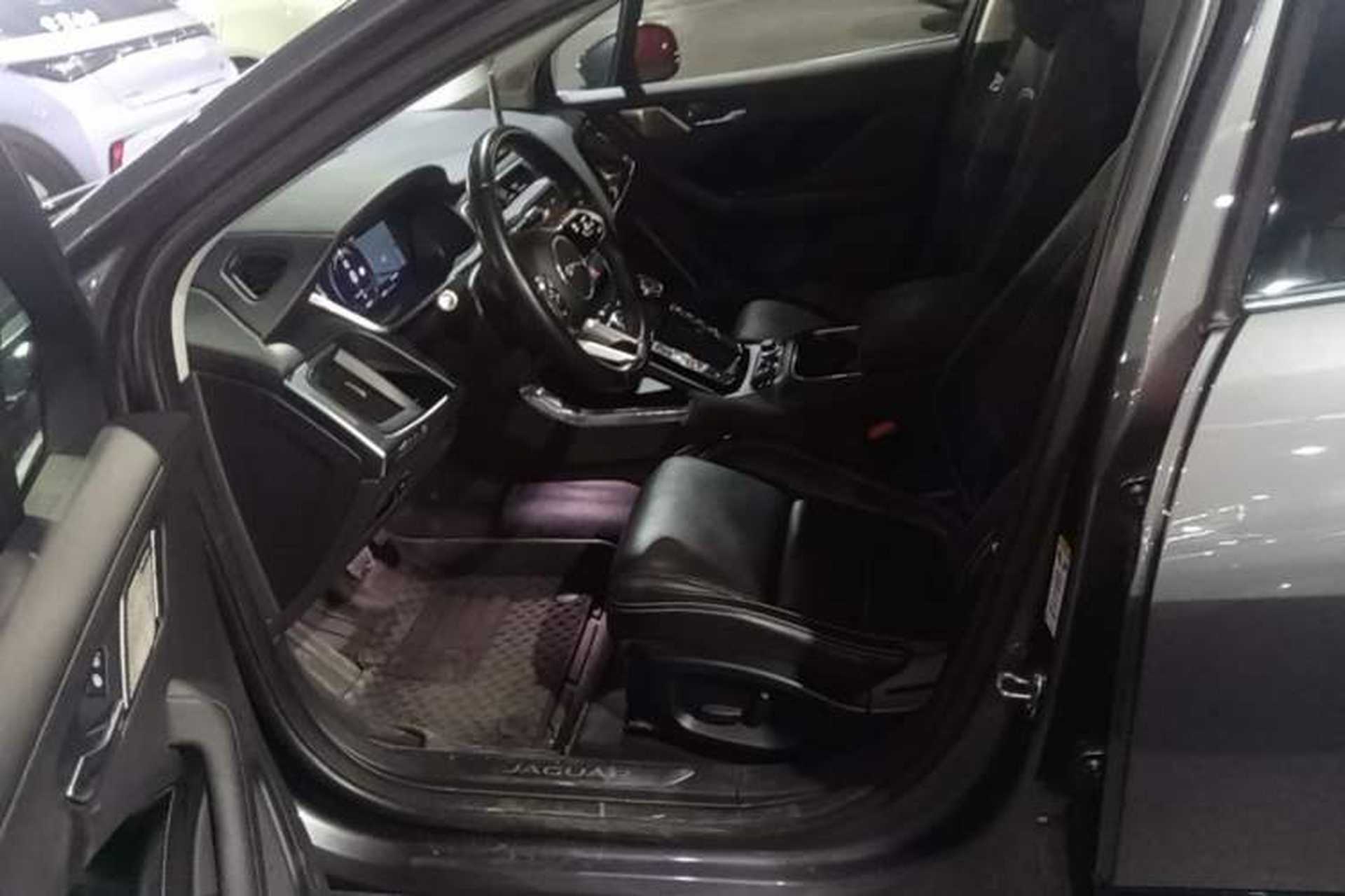 Used Jaguar I-PACE 2018 EV400 SE Left Front Seat