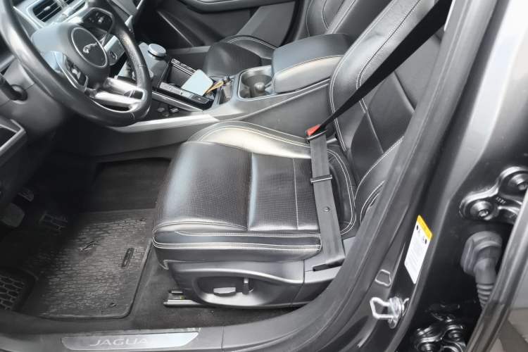 Used Jaguar I-PACE 2018 EV400 SE Left Front Seat
