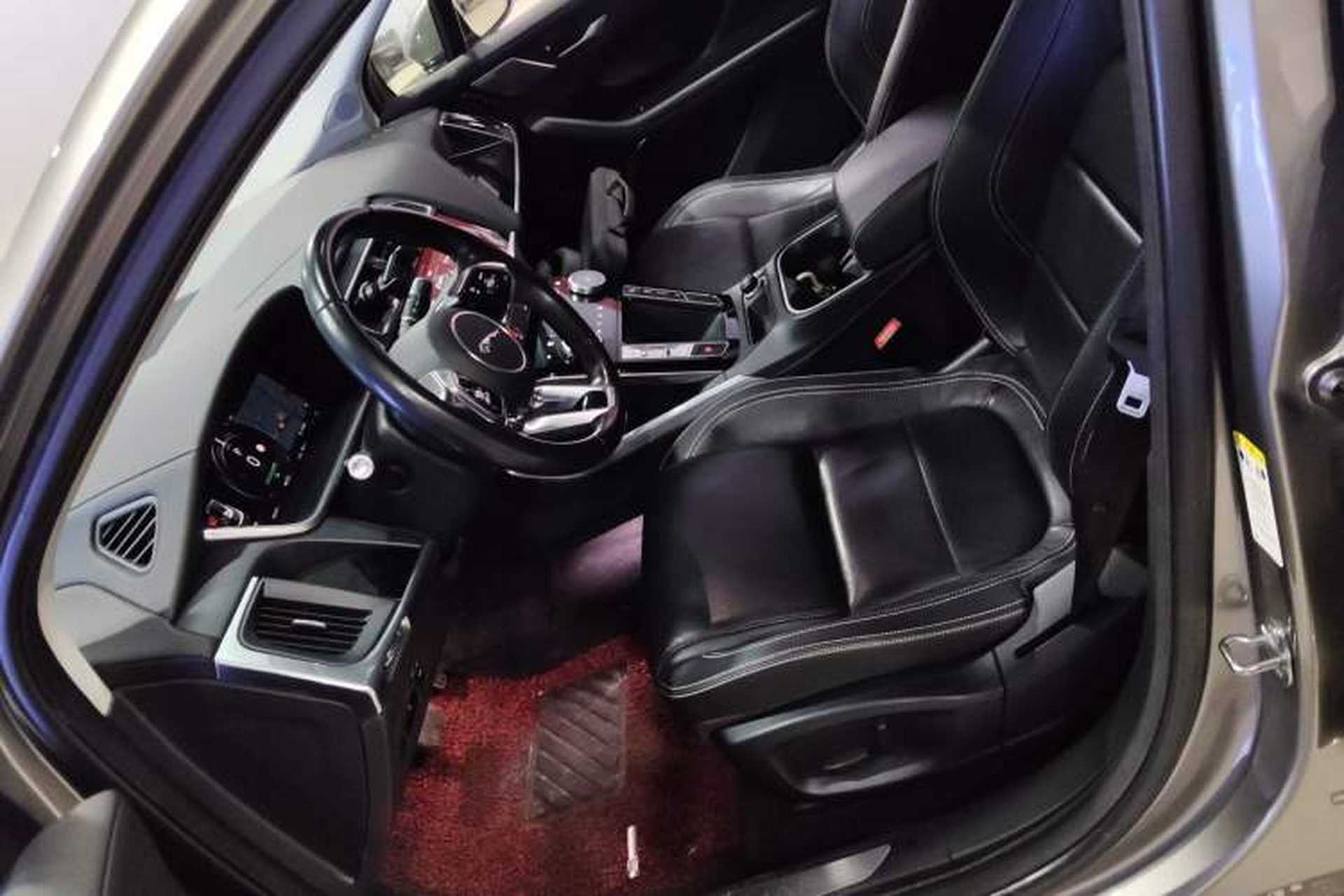 Used Jaguar I-PACE 2018 EV400 SE Left Front Seat