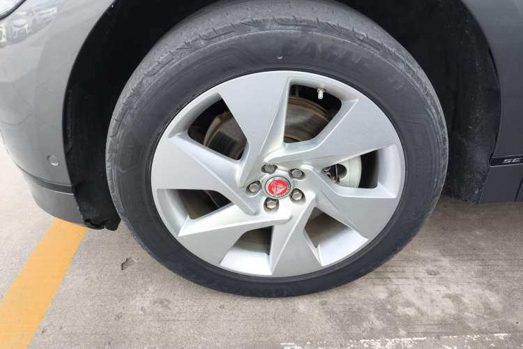 Used Jaguar I-PACE 2018 EV400 SE Left Front Wheel Hub