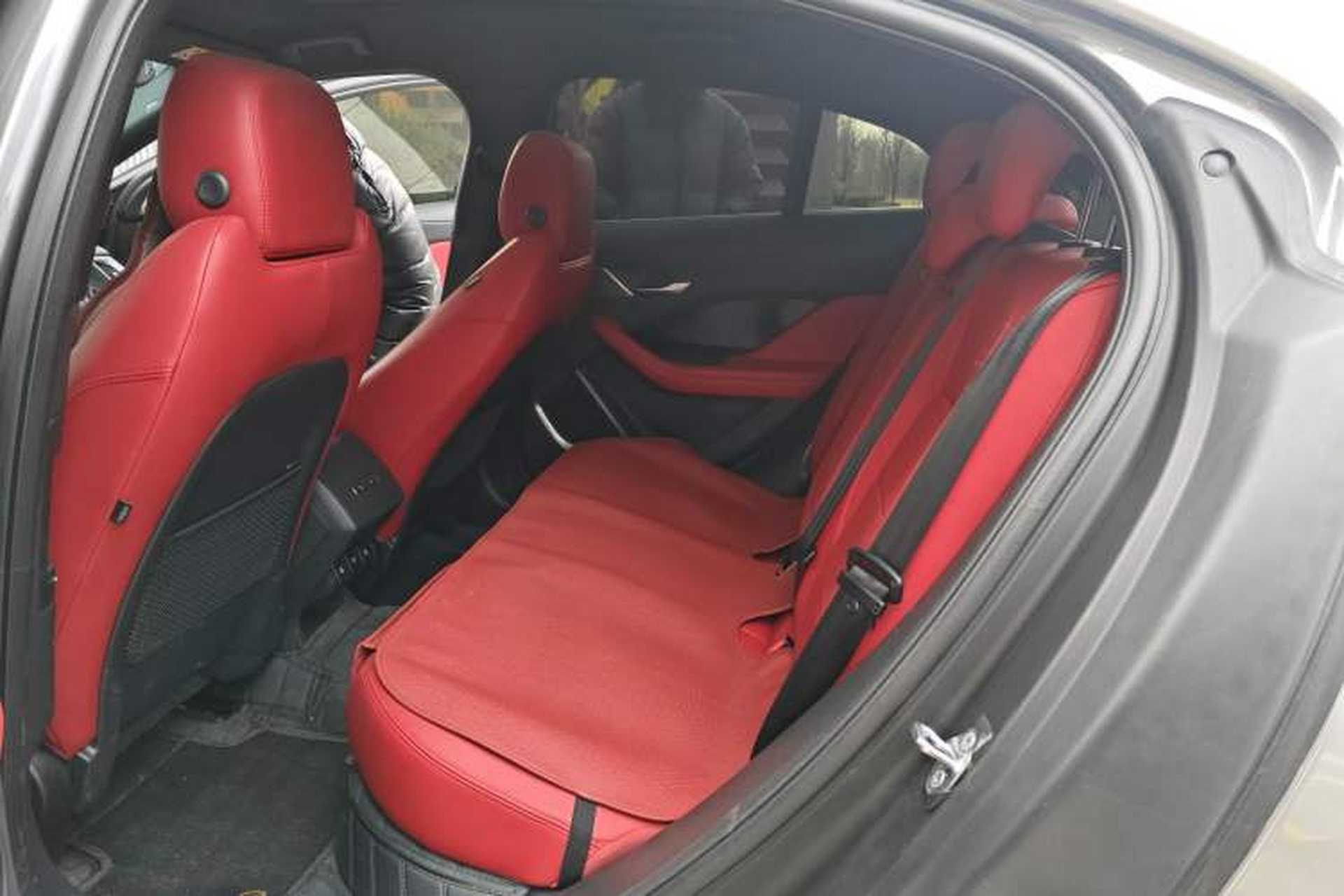 Used Jaguar I-PACE 2018 EV400 HSE Left Rear Seat