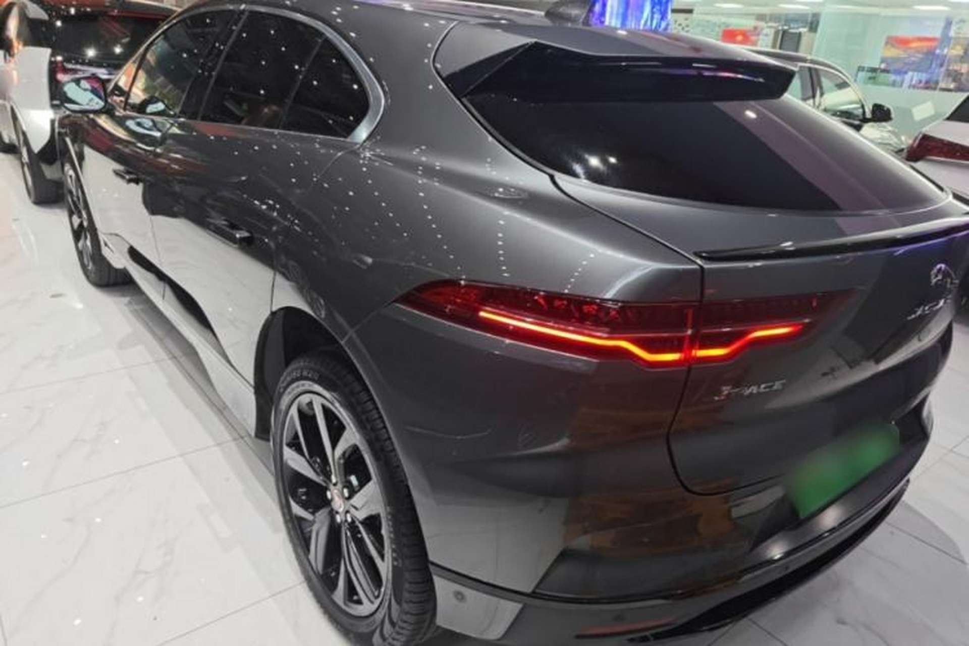 Used Jaguar I-PACE 2018 EV400 SE Rear Left 45 Deg