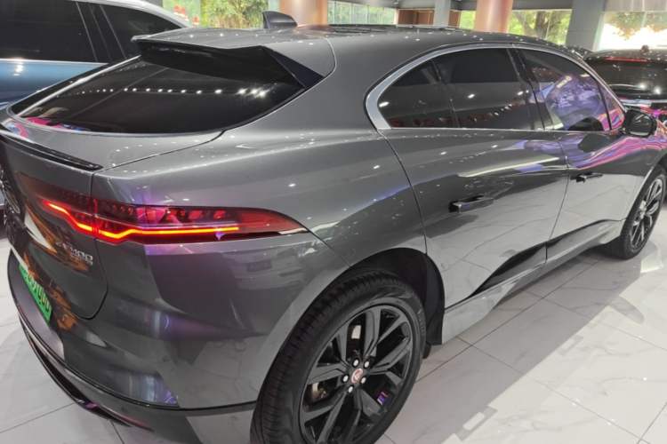Used Jaguar I-PACE 2018 EV400 SE Rear Right 45 Deg