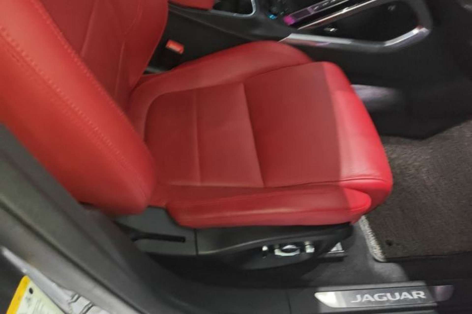 Used Jaguar I-PACE 2018 EV400 SE Right Front Seat