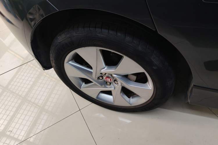 Used Jaguar I-PACE 2018 EV400 SE Right Rear Wheel Hub