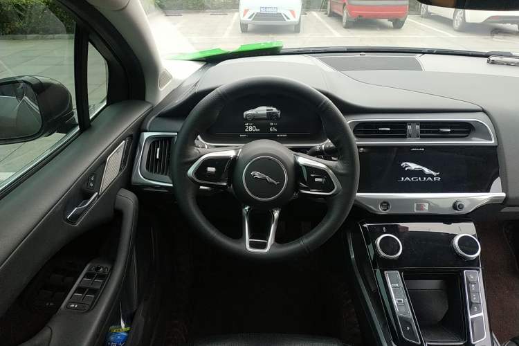 Used Jaguar I-PACE 2018 EV400 S Steering Wheel