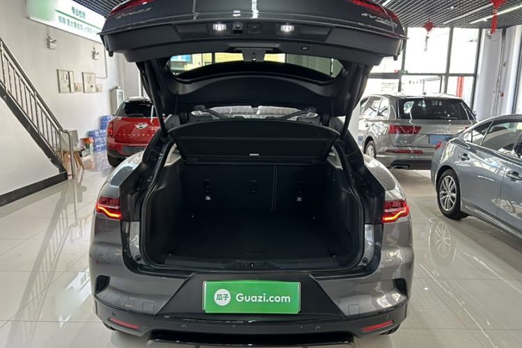 Used Jaguar I-PACE 2018 EV400 SE Trunk