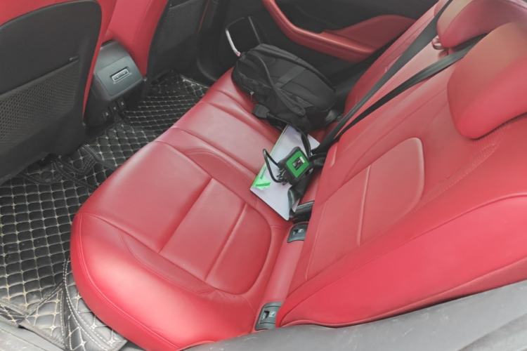 Used Jaguar I-PACE 2018 EV400 HSE Left Rear Seat
