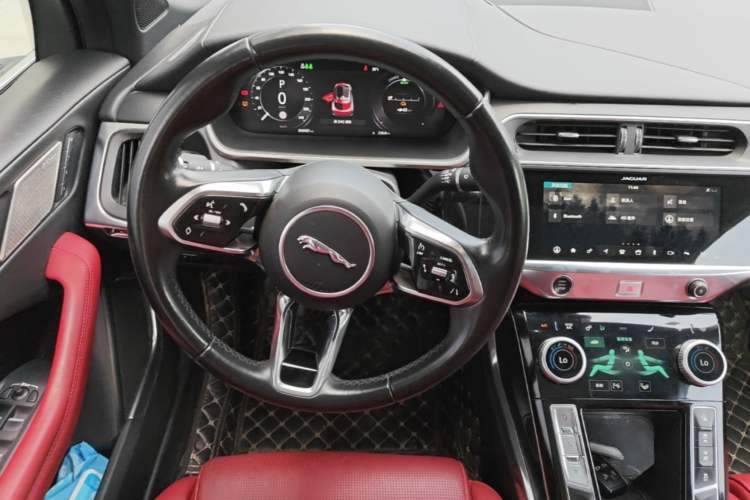 Used Jaguar I-PACE 2018 EV400 HSE Steering Wheel