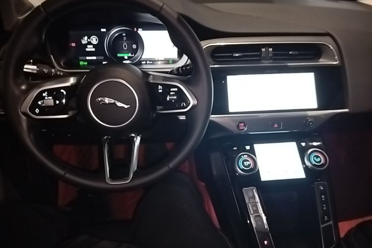 Used Jaguar I-PACE 2018 EV400 S Center Console