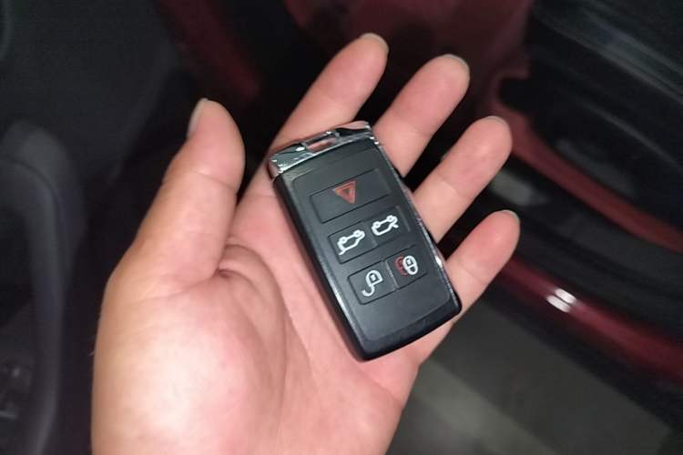 Used Jaguar I-PACE 2018 EV400 S Vehicle Key