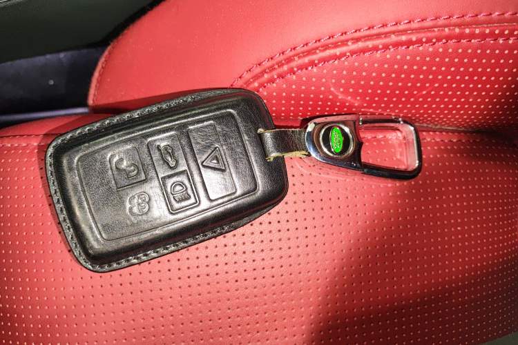 Used Jaguar I-PACE 2018 EV400 HSE Vehicle Key