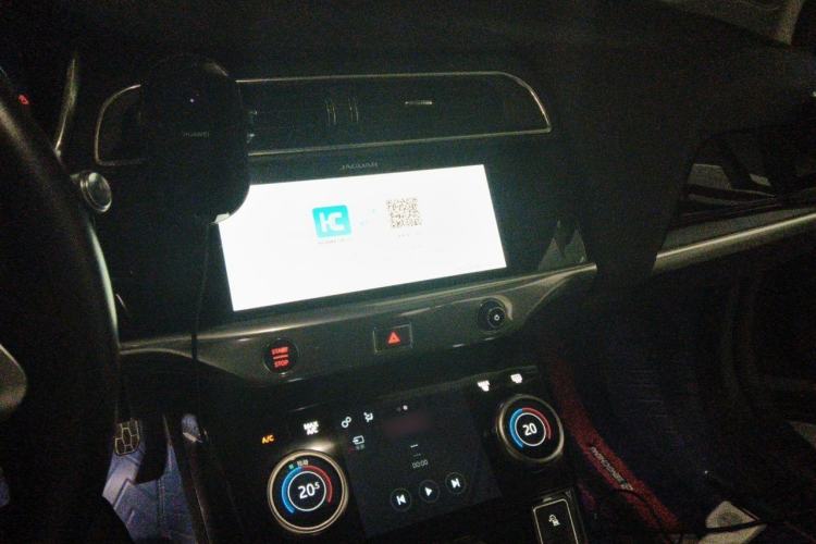 Used Jaguar I-PACE 2018 EV400 SE Audio And AC Panel