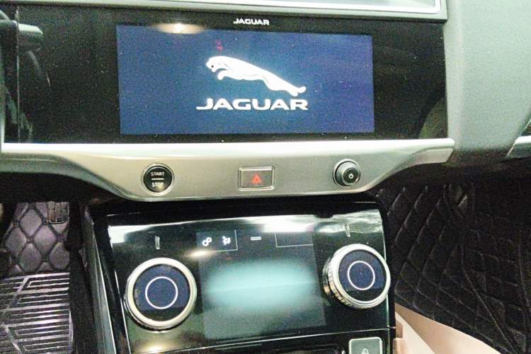 Used Jaguar I-PACE 2018 EV400 S Audio And AC Panel