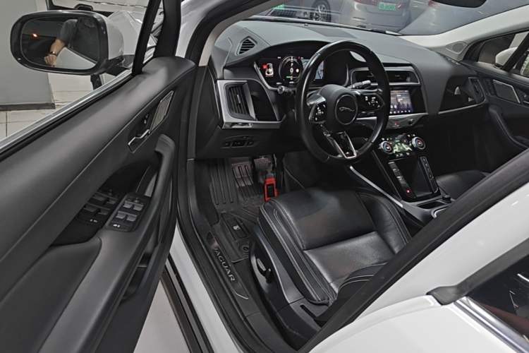 Used Jaguar I-PACE 2018 EV400 SE Driver Seat