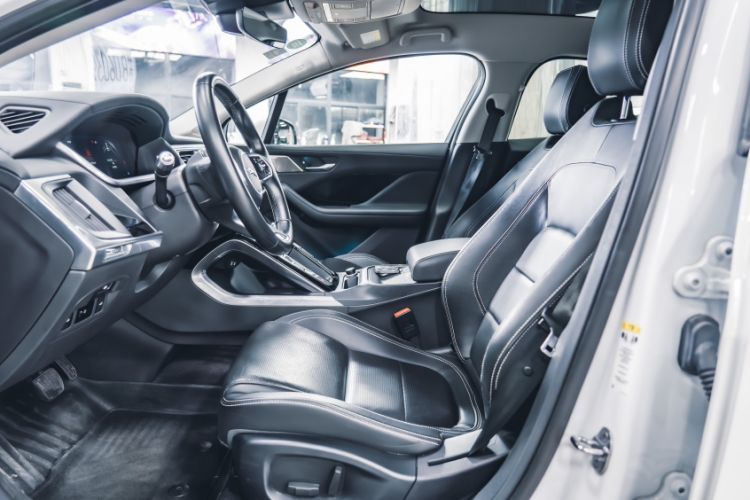 Used Jaguar I-PACE 2018 EV400 SE Interior 2