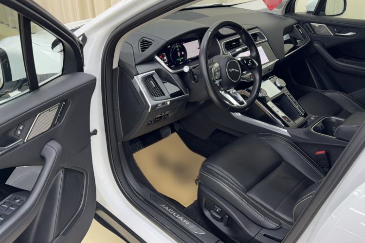 Used Jaguar I-PACE 2018 EV400 S Interior 3