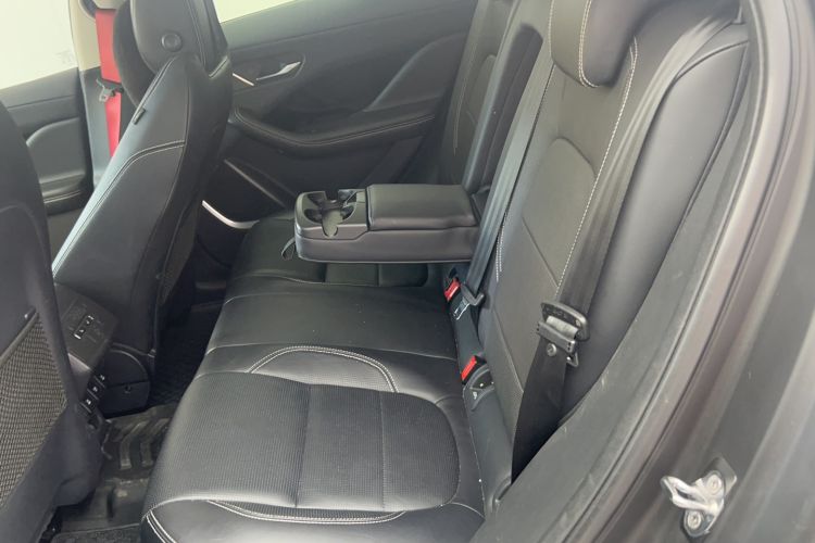 Used Jaguar I-PACE 2018 EV400 HSE Interior 4
