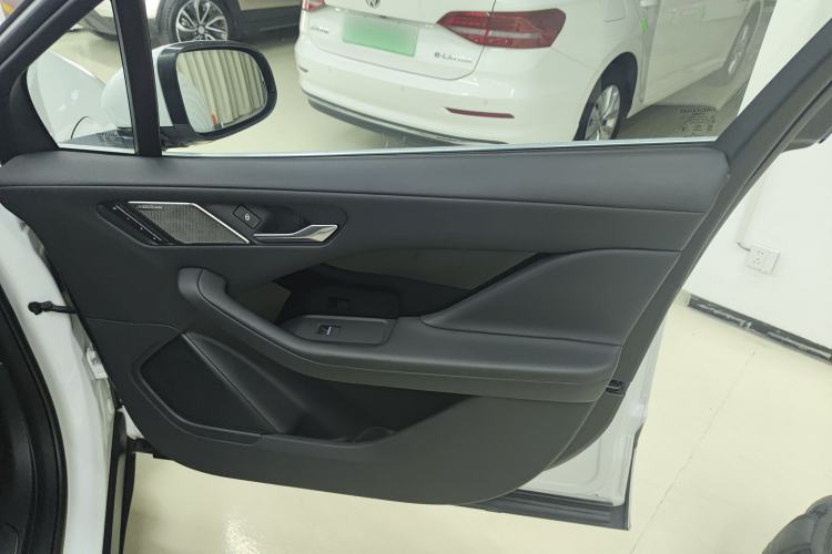 Used Jaguar I-PACE 2018 EV400 S Interior 5