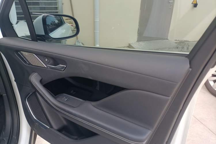 Used Jaguar I-PACE 2018 EV400 HSE Interior 5
