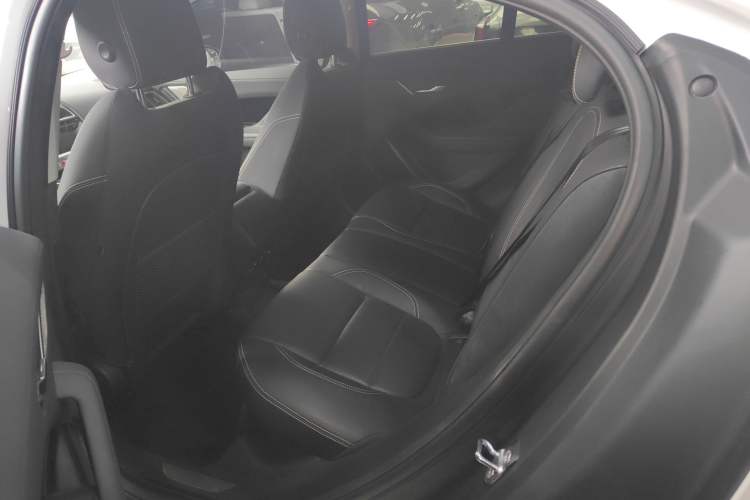 Used Jaguar I-PACE 2018 EV400 S Left Rear Seat