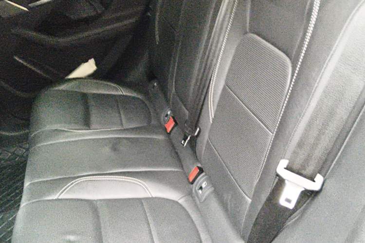 Used Jaguar I-PACE 2018 EV400 S Left Rear Seat