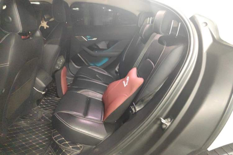 Used Jaguar I-PACE 2018 EV400 SE Left Rear Seat