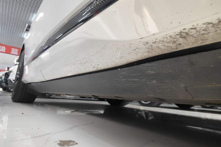 Used Jaguar I-PACE 2018 EV400 S Right Side Sill