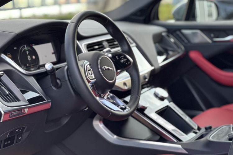 Used Jaguar I-PACE 2020 EV400 HSE Interior 6