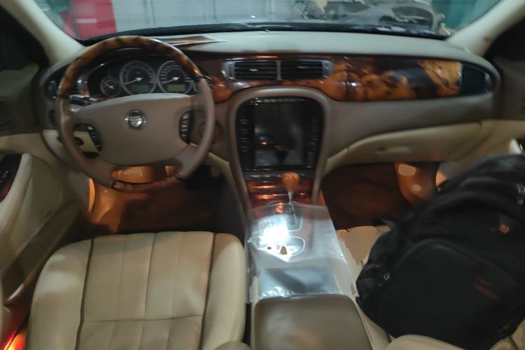 Used Jaguar S-Type 2006 3.0 Dynamic Collection Edition Center Console